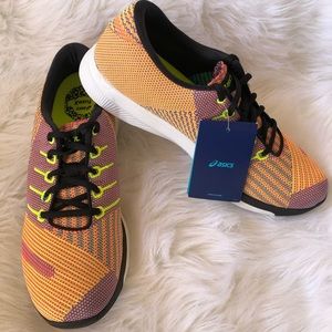 ASICS FUZEX KNET RUNNING FOR WOMEN’S size 11